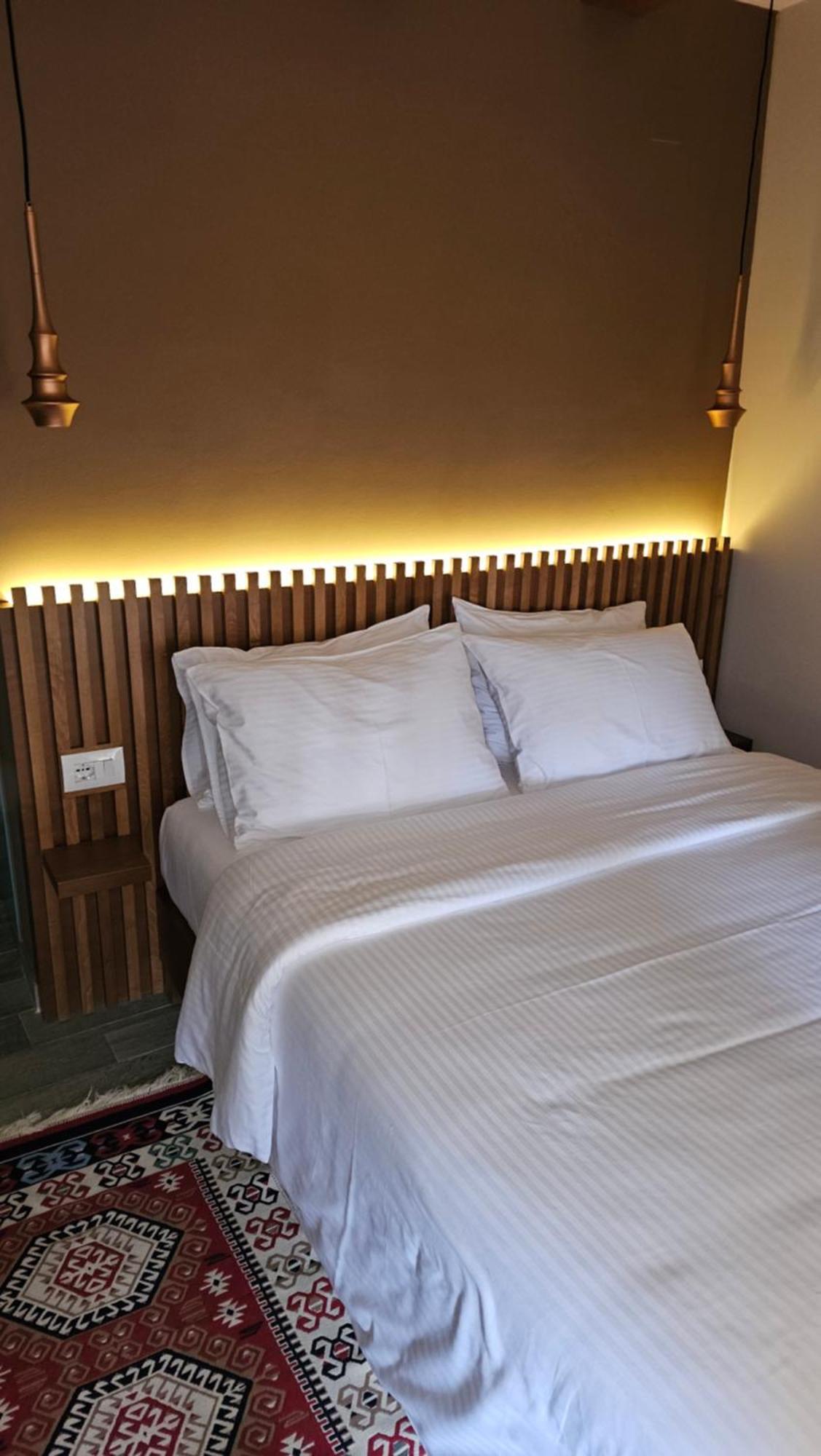 Palorto Hotel Gjirokastër Buitenkant foto