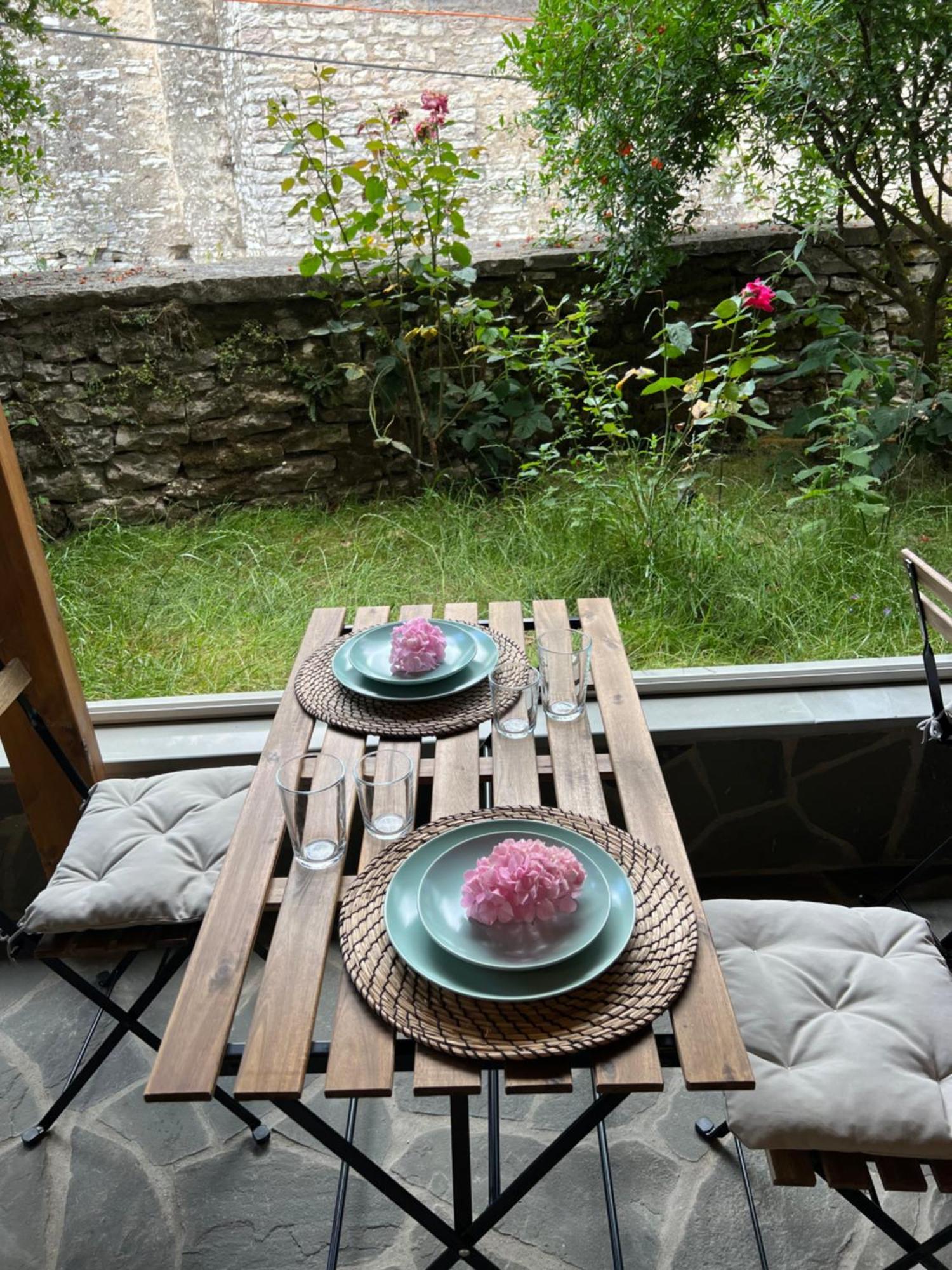 Palorto Hotel Gjirokastër Buitenkant foto
